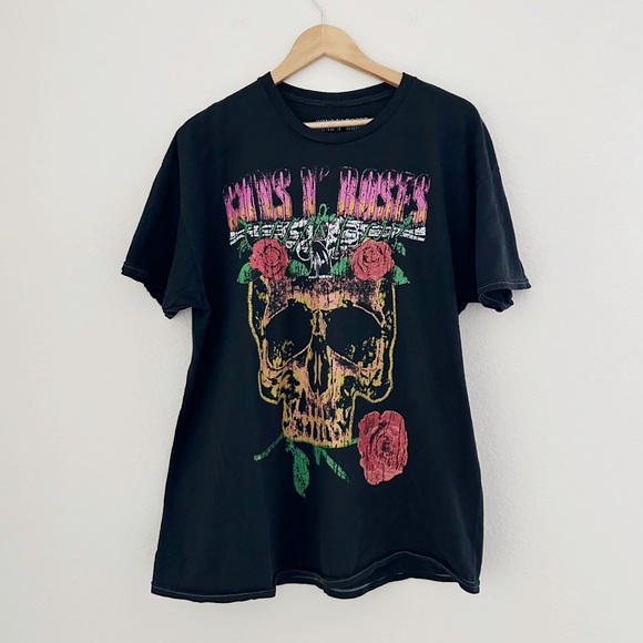 NEW Guns N’ Roses US Tour 1991 Graphic Tee - Picture 1 of 5